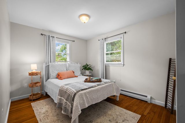46 Coakley Road, Portsmouth, NH 03801