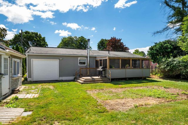 46 Coakley Road, Portsmouth, NH 03801