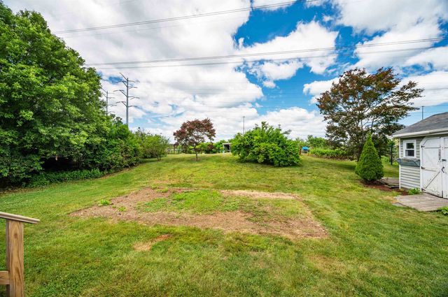 46 Coakley Road, Portsmouth, NH 03801