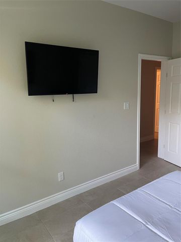 11931 Lakeview Manor Drive, Willis, TX 77318