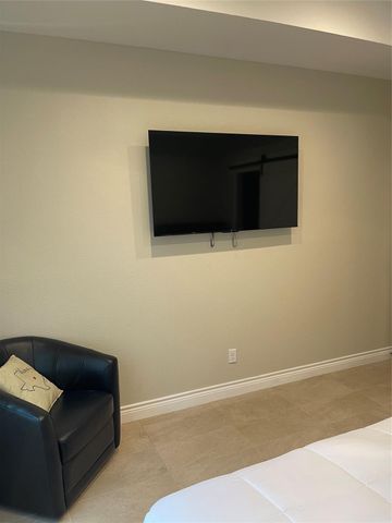 11931 Lakeview Manor Drive, Willis, TX 77318