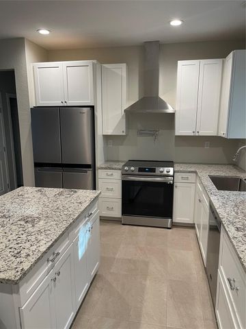 11931 Lakeview Manor Drive, Willis, TX 77318