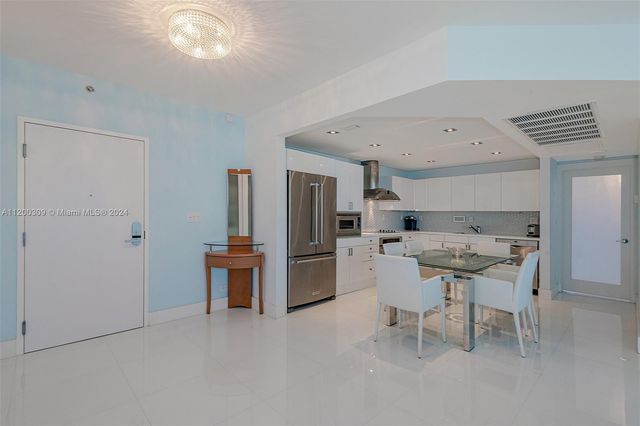 2301 Collins Ave 1506, Miami Beach, FL 33139