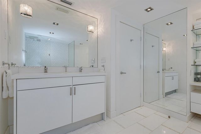 2301 Collins Ave 1506, Miami Beach, FL 33139