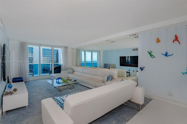 2301 Collins Ave 1506, Miami Beach, FL 33139