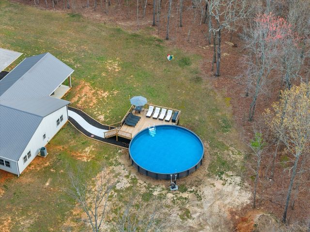 300 Mud Ln, Tullahoma, TN 37388