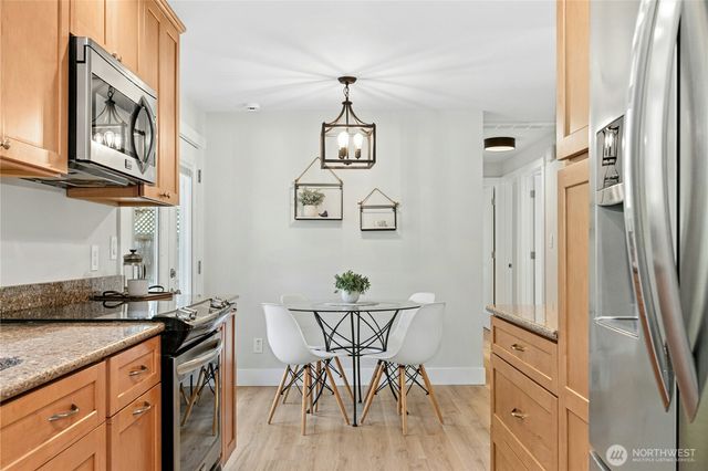 16326 Lake Hills Boulevard, Bellevue, WA 98008