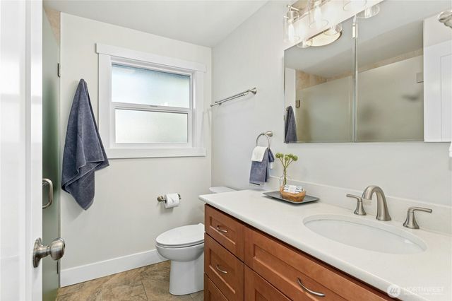 16326 Lake Hills Boulevard, Bellevue, WA 98008