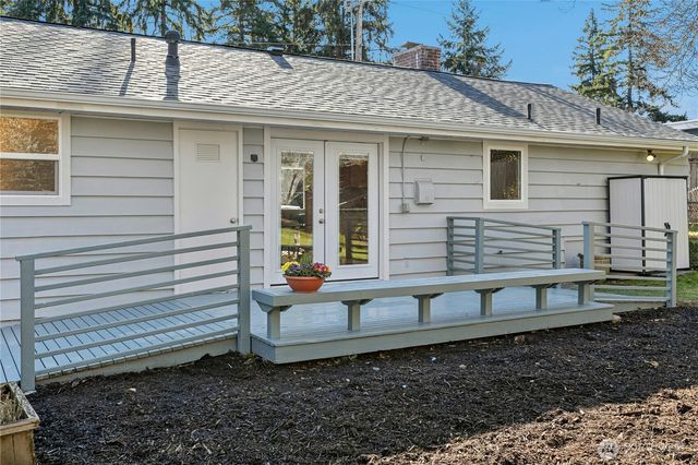 16326 Lake Hills Boulevard, Bellevue, WA 98008