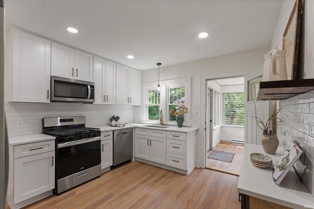19556 N Paxson Drive, South Bend, IN 46637