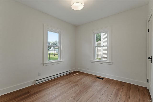 19556 N Paxson Drive, South Bend, IN 46637