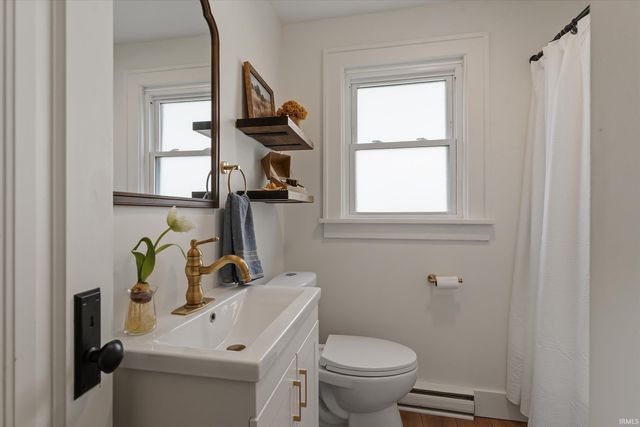 19556 N Paxson Drive, South Bend, IN 46637