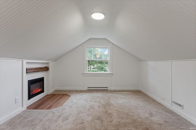 19556 N Paxson Drive, South Bend, IN 46637