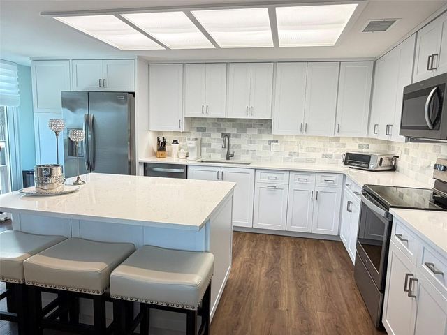 150 BELLEVIEW BOULEVARD 601, Belleair, FL 33756