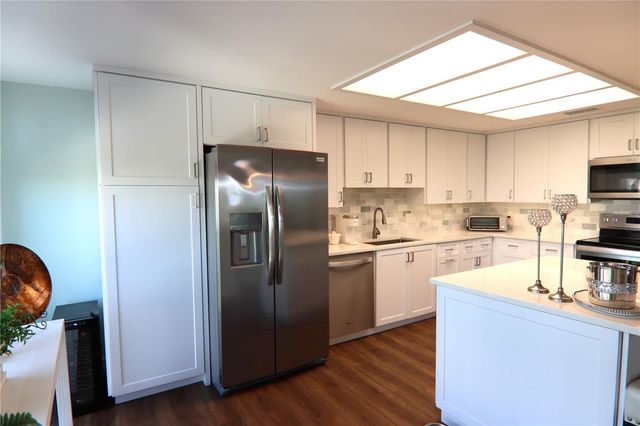 150 BELLEVIEW BOULEVARD 601, Belleair, FL 33756