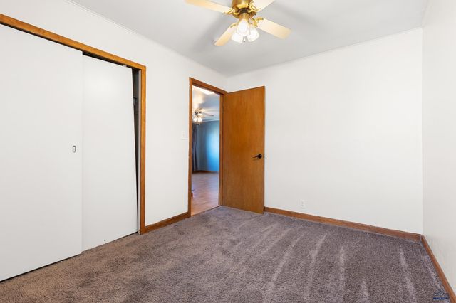 830 S CHICAGO, Hot Springs, SD 57747