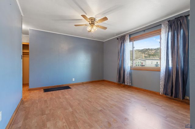 830 S CHICAGO, Hot Springs, SD 57747
