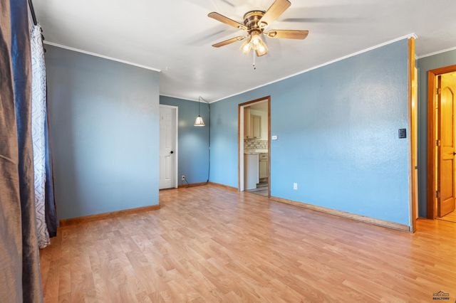 830 S CHICAGO, Hot Springs, SD 57747