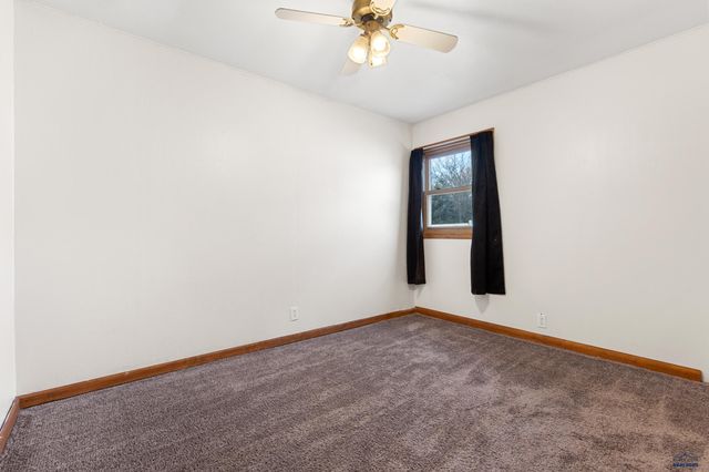 830 S CHICAGO, Hot Springs, SD 57747