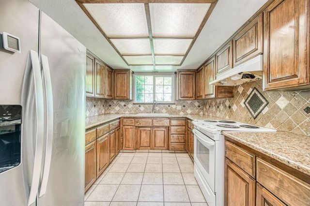 4355 W Shields Avenue, Fresno, CA 93722