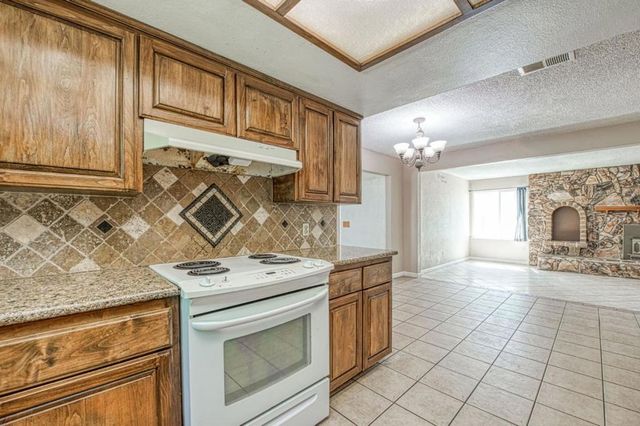 4355 W Shields Avenue, Fresno, CA 93722