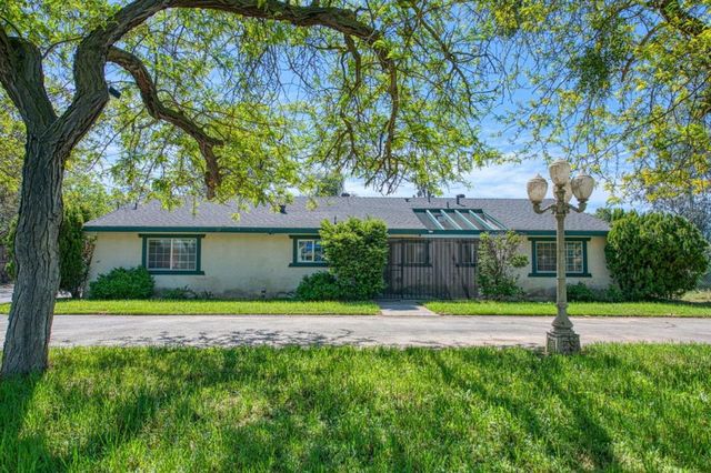 4355 W Shields Avenue, Fresno, CA 93722