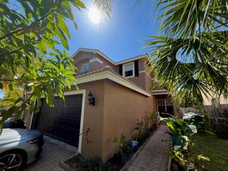 11420 Blue Violet Lane, Royal Palm Beach, FL 33411