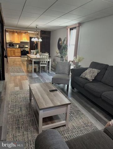 8072 CRAIG ST, Philadelphia, PA 19136