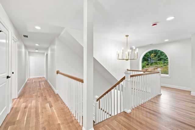 2 Berthold St, Saugus, MA 01906