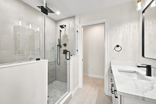 2 Berthold St, Saugus, MA 01906