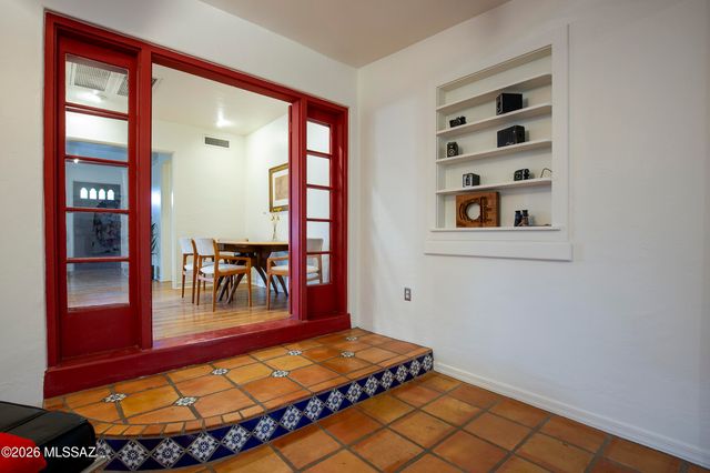 1634 E Water Street, Tucson, AZ 85719