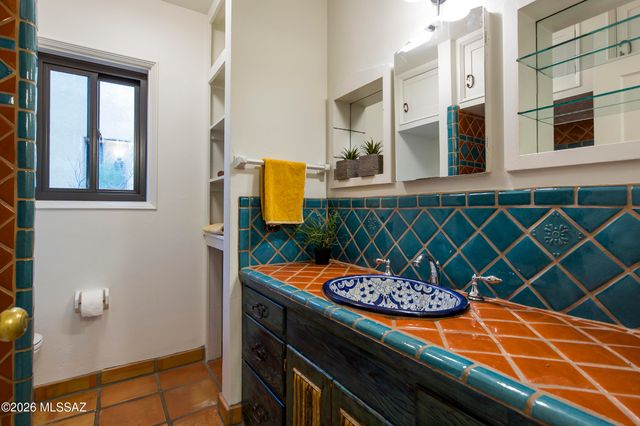 1634 E Water Street, Tucson, AZ 85719