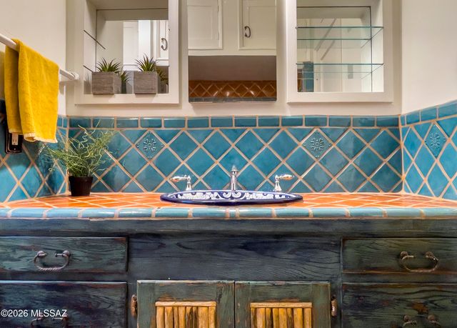 1634 E Water Street, Tucson, AZ 85719