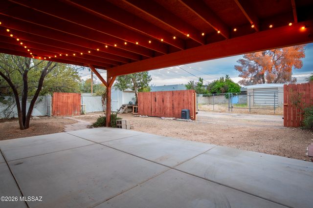 1634 E Water Street, Tucson, AZ 85719