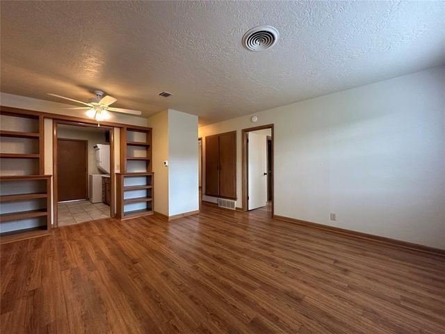 2023 Delaware Lane, Norman, OK 73071