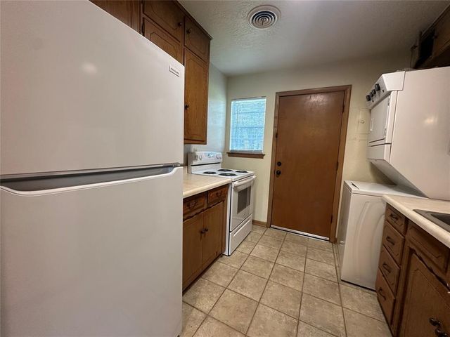 2023 Delaware Lane, Norman, OK 73071