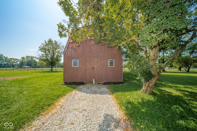 1151 E 650 S, Markleville, IN 46056