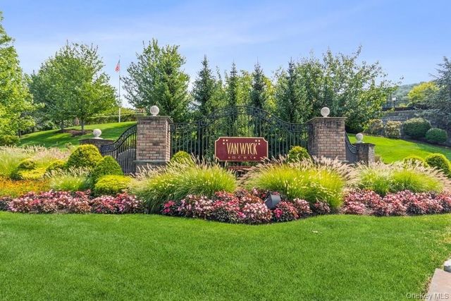 3515 Bennington Drive, Fishkill, NY 12524