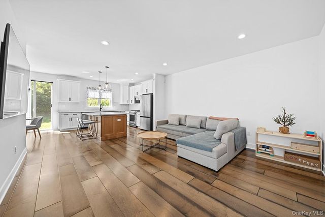 3515 Bennington Drive, Fishkill, NY 12524