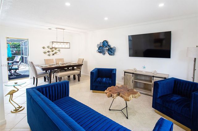 4316 Jackson St, Hollywood, FL 33021