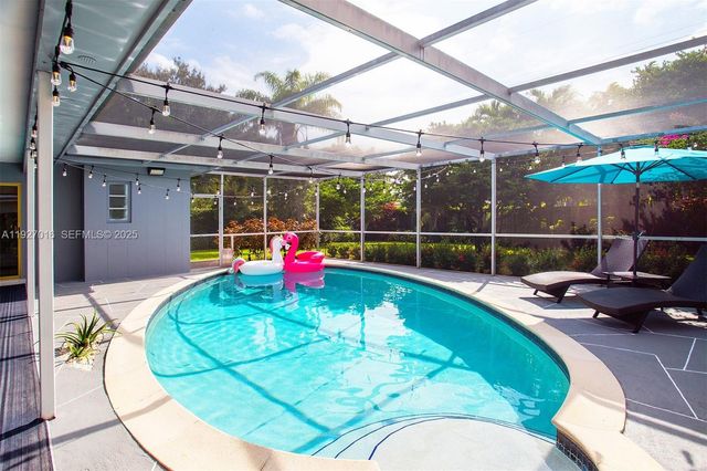 4316 Jackson St, Hollywood, FL 33021