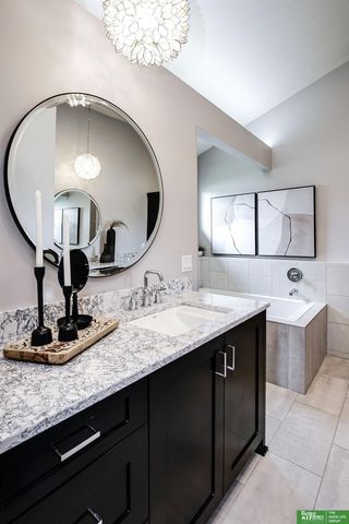 7267 N 172nd Street, Bennington, NE 68007