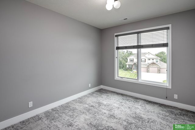 7267 N 172nd Street, Bennington, NE 68007