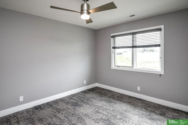 7267 N 172nd Street, Bennington, NE 68007