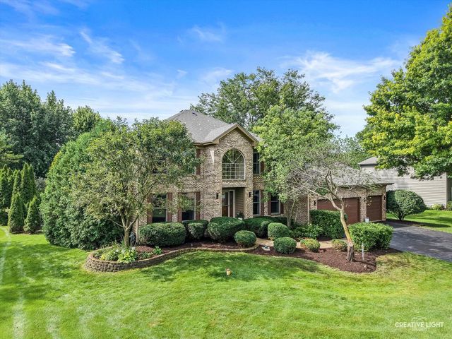 23741 W Deer Chase Lane, Naperville, IL 60564