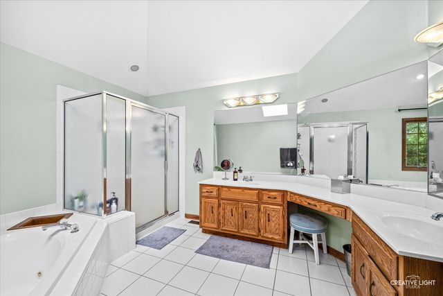 23741 W Deer Chase Lane, Naperville, IL 60564