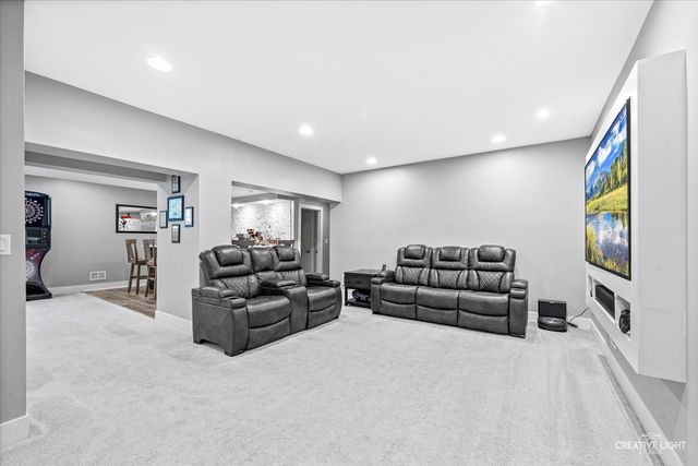 23741 W Deer Chase Lane, Naperville, IL 60564