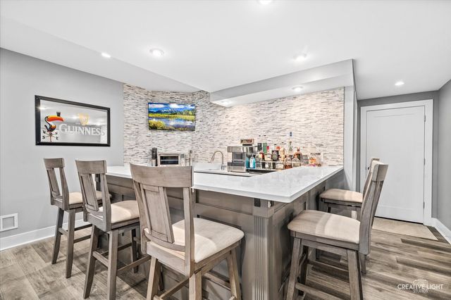 23741 W Deer Chase Lane, Naperville, IL 60564