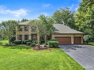 23741 W Deer Chase Lane, Naperville, IL 60564
