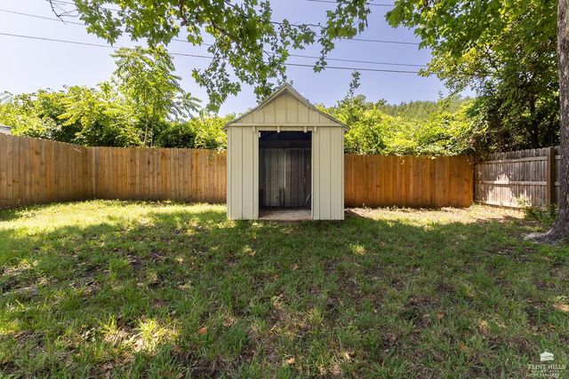1935 Lincoln Drive, Manhattan, KS 66502